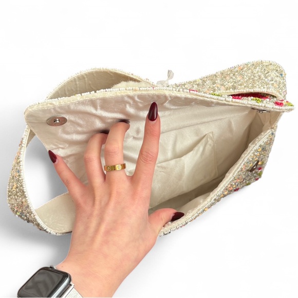 Viral T.J. Maxx Beaded Christmas Shoulder Bag NWT - Picture 10 of 12